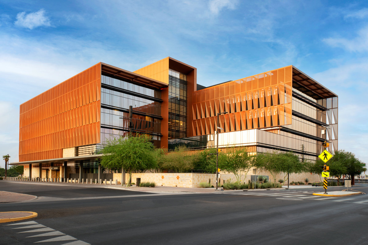 Cancer Institute at St. Joseph's in Phoenix AZ - Dignity Health