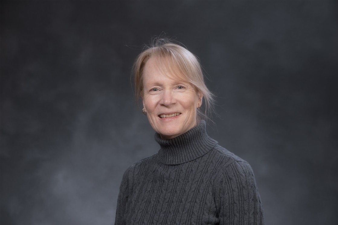 Lindsey Henderson, OTR/L, CHT – Physical Therapist