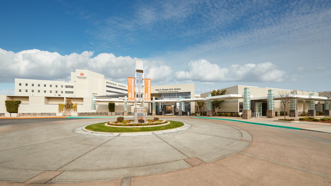 Exterior photo of Memorial Hospital in Bakersfield, CA