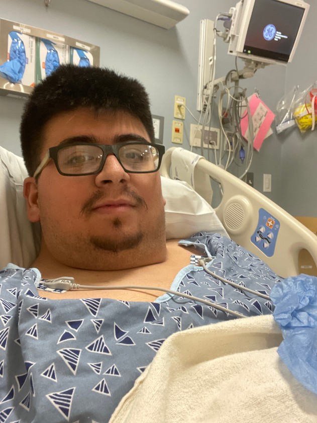 Dignity Health bariatric patient Samuel Martinez preparing for surgery