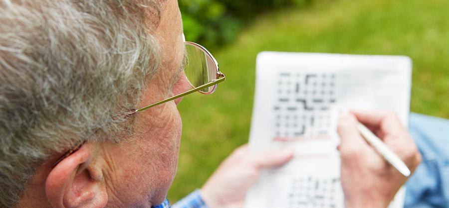 How Mind Games Improve Cognitive Function for Seniors